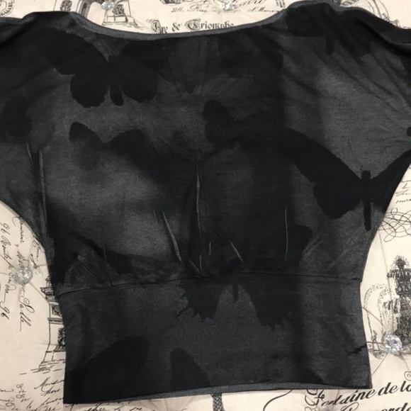 Go Couture Printed Off-the-Shoulder Dolman Sweater - Picture 3 of 6